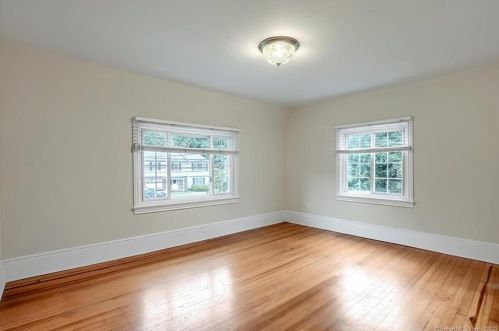 5 Hazel St, Norwalk CT  06851-3016 exterior