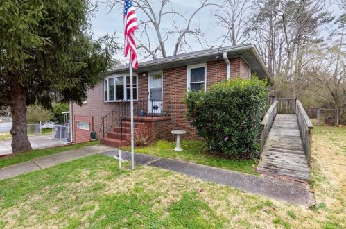 46 Larose Dr, Marietta, GA 30060-5531