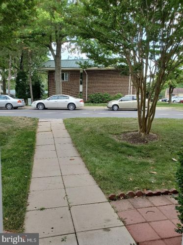 3449 Chiswick Ct, Silver Spring MD 20906-1608 exterior