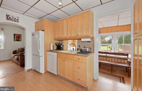 601 Mount Laurel Rd, Mount Laurel NJ  08054-9555 exterior