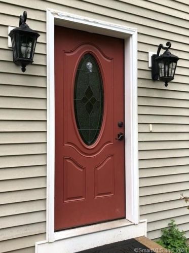 98 Buckley Rd, Colchester, CT 06420-3709