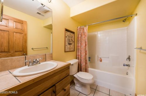 2094 Pine Meadow Dr, Hoytsville UT 84017-9362 exterior