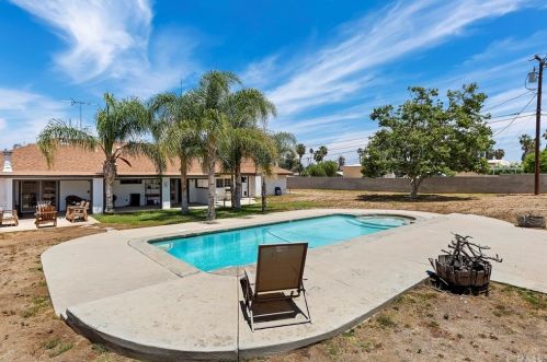 20101 Camino Del Sol, Riverside CA  92508-2423 exterior