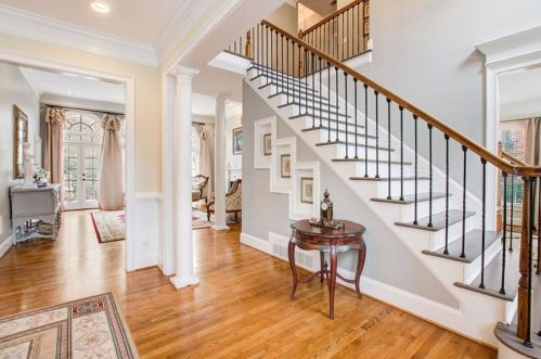 4450 Crestwicke Pointe, Atlanta GA  30319-1081 exterior