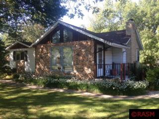 227 Grand Ave, Saint Paul, MN 55126-3015
