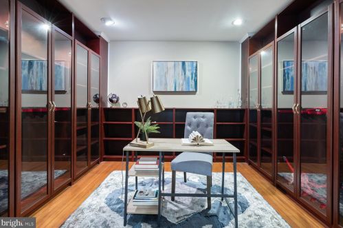 728 Oak Grv Cir, Severna Park MD 21146-4219 exterior