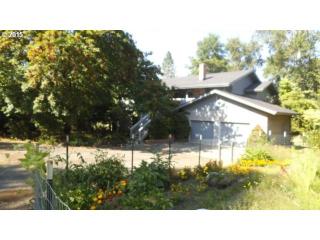 650 River Bend Rd, Roseburg, OR 97471-8240