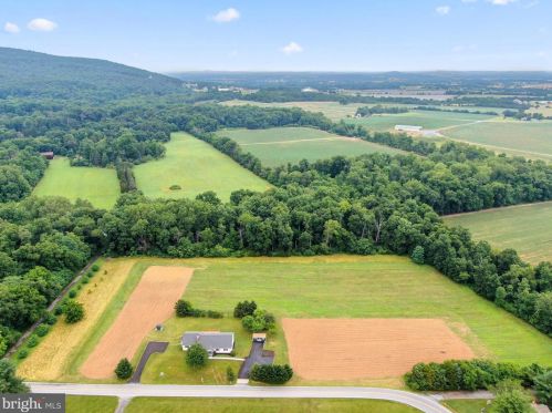 8538 Orndorff Rd, Graceham MD 21788-1337 exterior