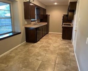 7444 Beckwood Dr, Fort Worth TX  76112-5908 exterior