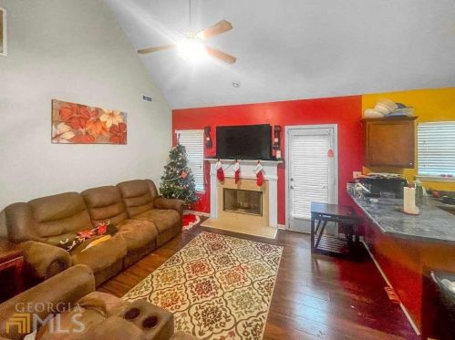 9336 Tara Dr, Porterdale, GA 30014-2089