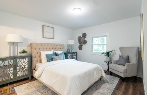 2892 Humphries Dr, Atlanta GA  30354-2434 exterior