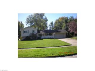 8246 Fairfax Dr, Concord Township OH  44060-3836 exterior