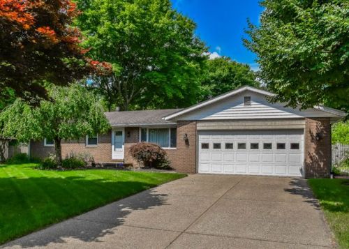 4753 Suzette Ave, Massillon OH  44647-1258 exterior