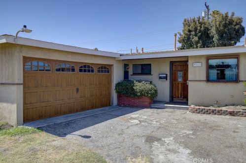 9711 Farnham Ln, Anaheim, CA 92804-5324
