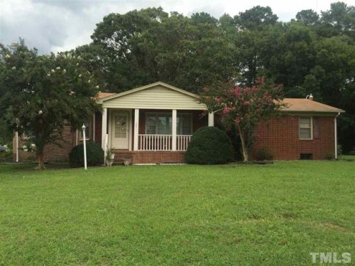 661 Vicksboro Rd, Northside, NC 27537-9085