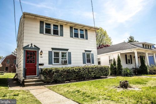 128 Princeton Rd, Camden, NJ 08106-1228
