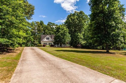 8832 Hectare Rd, Winston, GA 30187-2349
