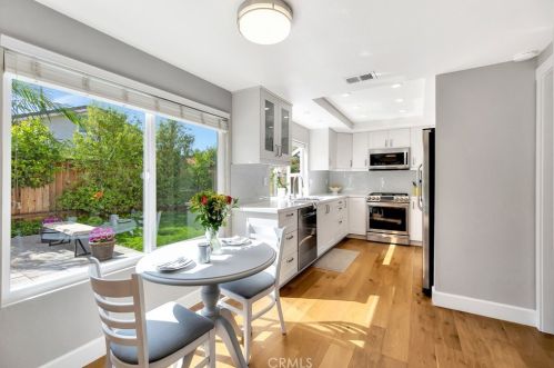 22 Delamesa, Irvine CA  92620-1838 exterior