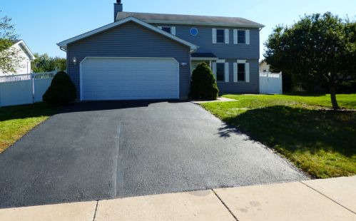 7002 Monmouth Dr, Joliet, IL 60431-6042