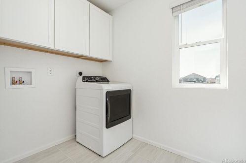 27820 10th Dr, Aurora CO 80018 exterior