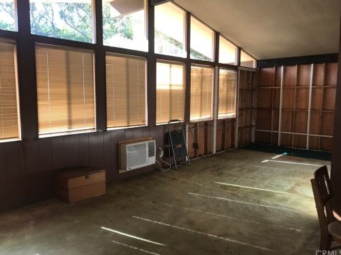 3777 Lockerbie Ln, Glendale CA 91208-1027 exterior