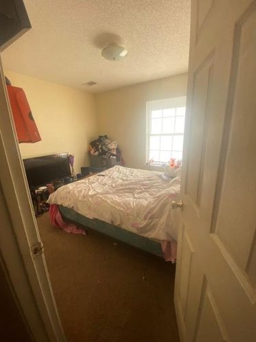 6758 Biscayne Blvd, Rex GA 30273-2245 exterior