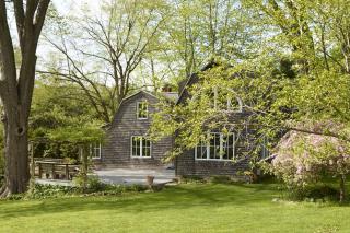 1 Harrison Ln, Morris, CT 06763-1324