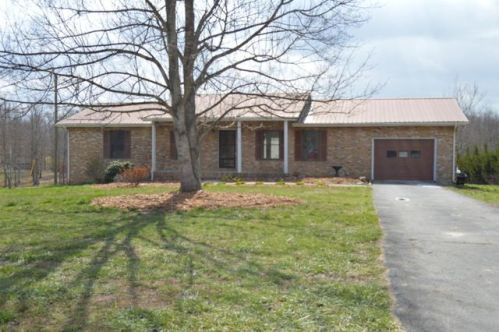 869 Kilby Rd, Clarkrange, TN 38553-5404