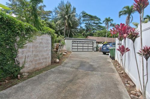 46-321 Kupale St, Kaneohe, HI 96744-4137