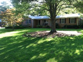8858 Vansant St, Douglasville, GA 30134-2240