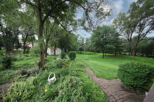 22850 Anna Dr, Minooka, IL 60410-3237