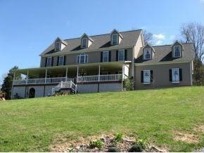 17633 Federal Rd, Hiltons, VA 24258-6014