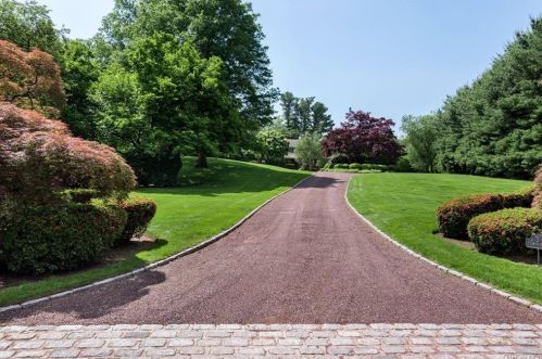 3 Lauder Way, Greenwich, CT 06830-3826