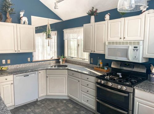 42 Summit Ridge Dr, Keene, NH 03431-5267