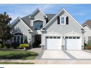 85 Monte Carlo Dr, Trenton, NJ 08691-3740