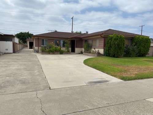 519 Hampton St, Anaheim, CA 92801-5006