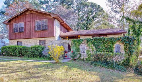 6396 Priscilla Ct, Morrow, GA 30260-2122