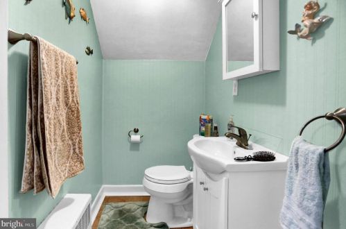 774 Broadway, Hanover PA 17331-2503 exterior