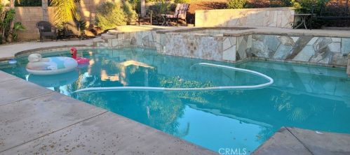 4847 Ridge Point Way, Riverside CA  92509-5448 exterior