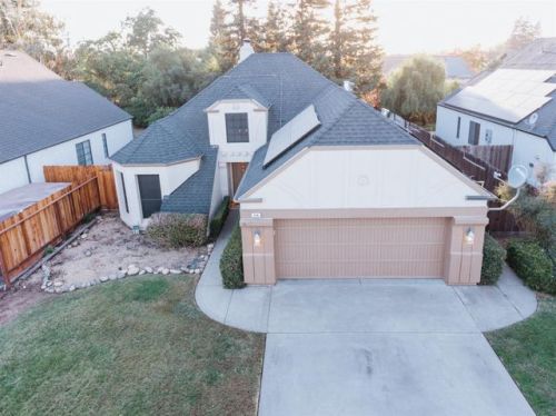 836 Villa Vista Ct, Valley Home, CA 95361-2579
