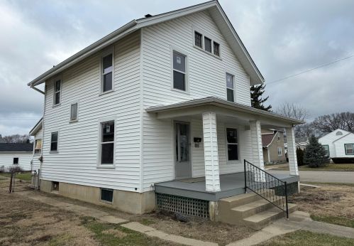 351 Hubert Ave, Springfield, OH 45505-2353