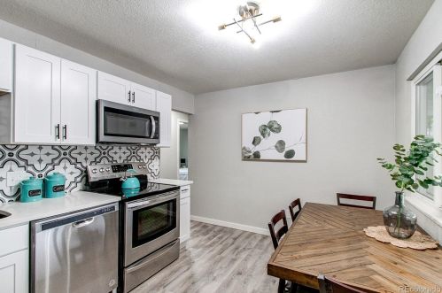 5534 Sable St, Denver CO  80239-3858 exterior