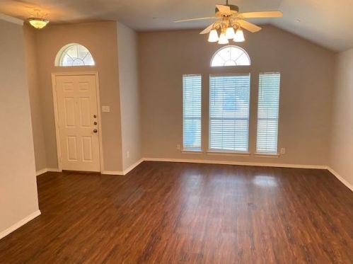 6802 Beverly Glen Dr, Fort Worth TX  76132-3554 exterior