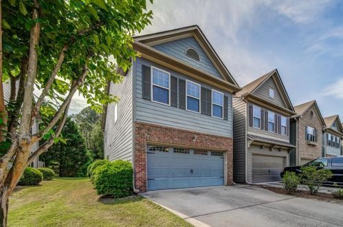 132 Sunset Ln, Holly Springs, GA 30189-7449