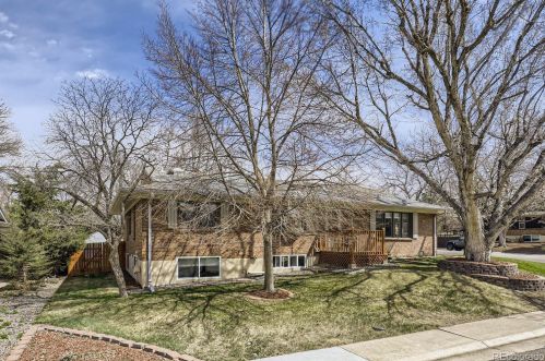 6883 Harvard Ave, Denver CO  80224-2505 exterior