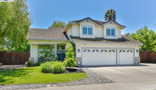 5622 Mollie Ct, Livermore, CA 94551-6943