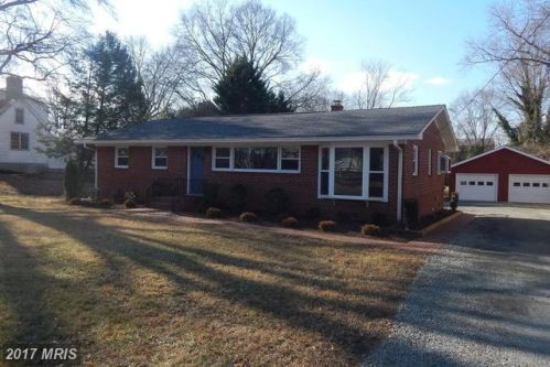 411 Wright St, Gordonsville, VA 22942-9607