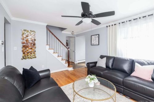 16 Charter Rd, Ellington CT  06029-4224 exterior