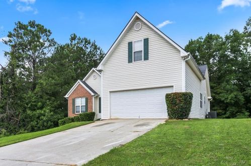80 Lawn Dr, Porterdale, GA 30016-6820