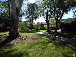 4401 Sevenoaks Ct, Thousand Oaks CA  91361-4310 exterior